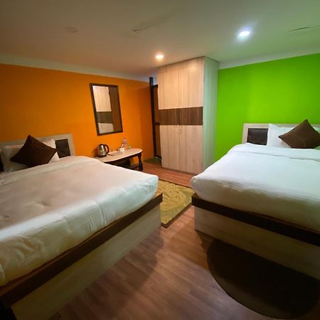 Chareli Resort Nagarkot Kültér fotó