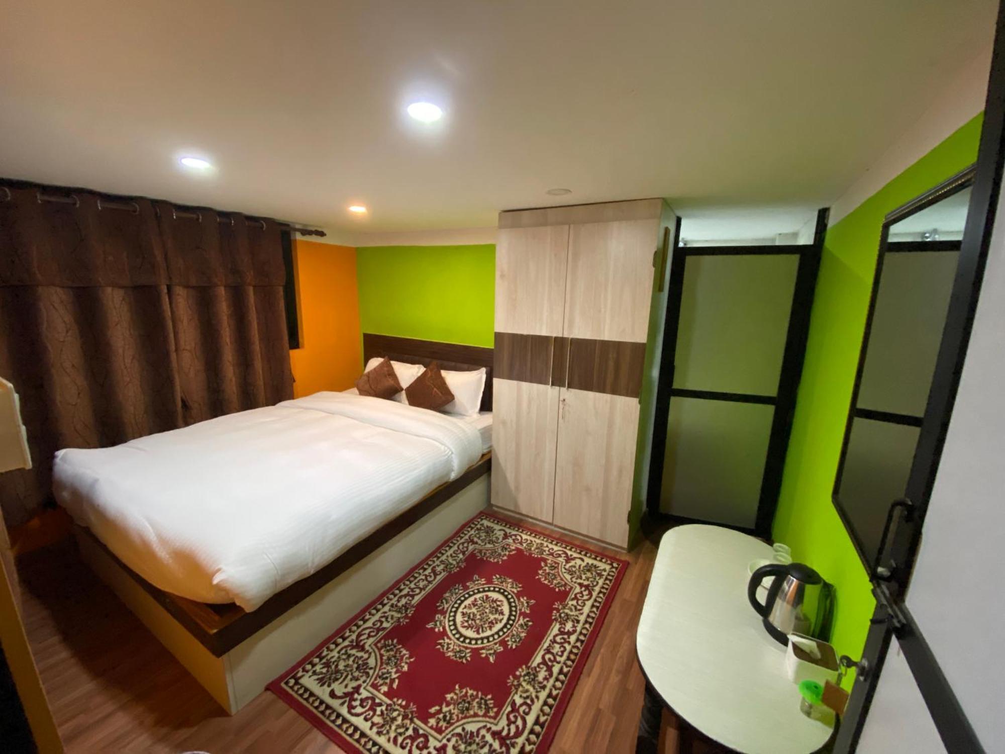 Chareli Resort Nagarkot Kültér fotó