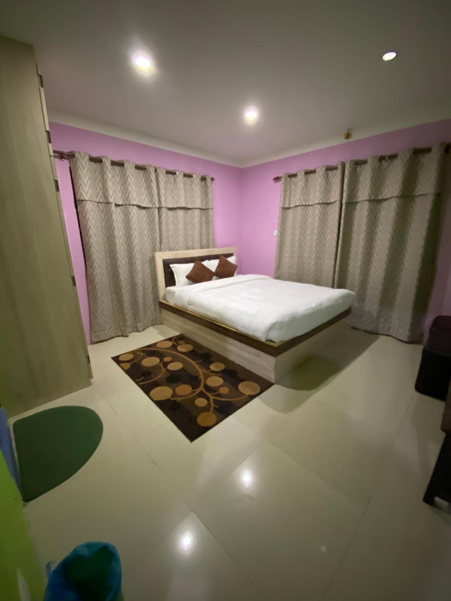 Chareli Resort Nagarkot Kültér fotó