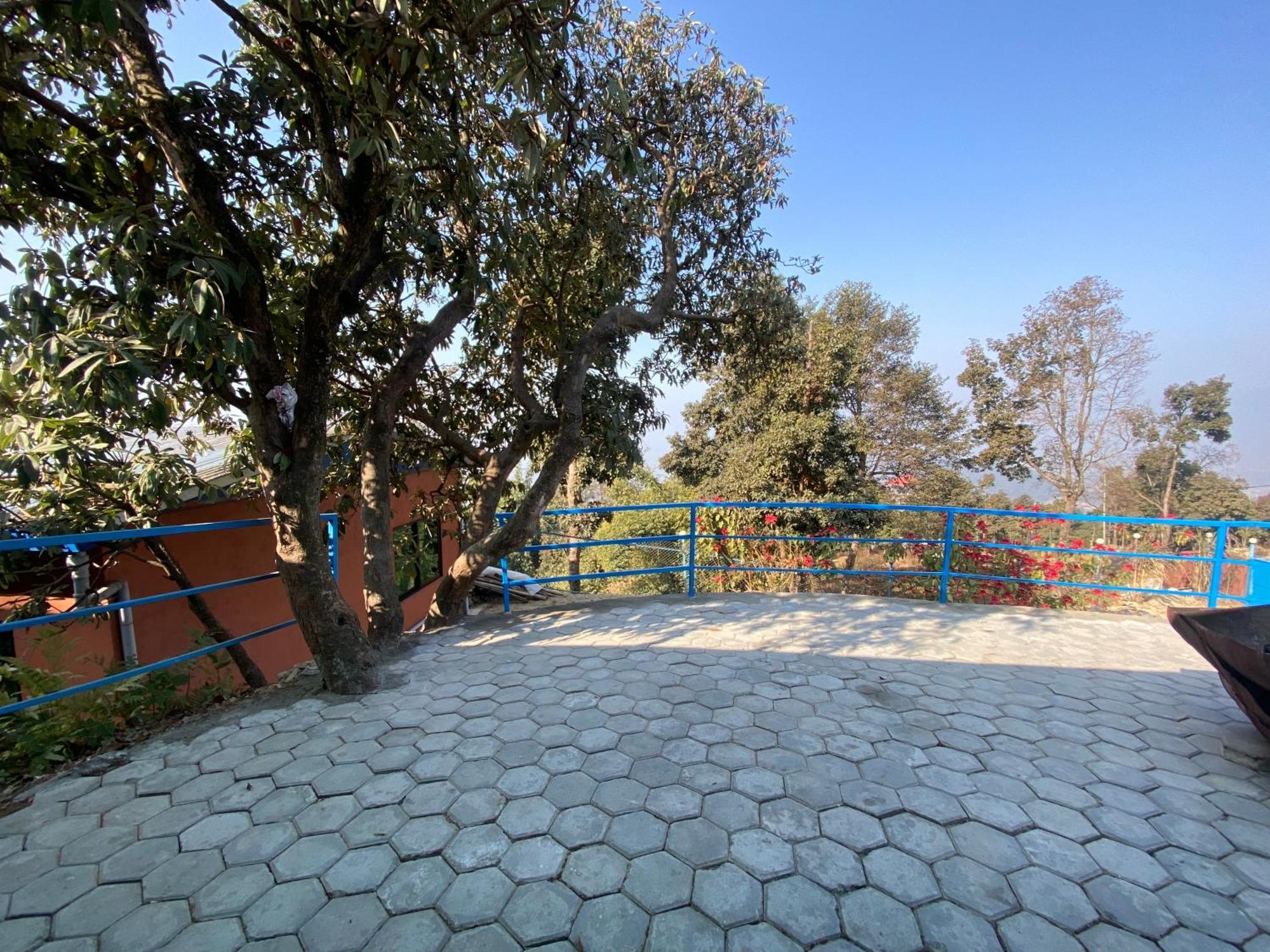 Chareli Resort Nagarkot Kültér fotó