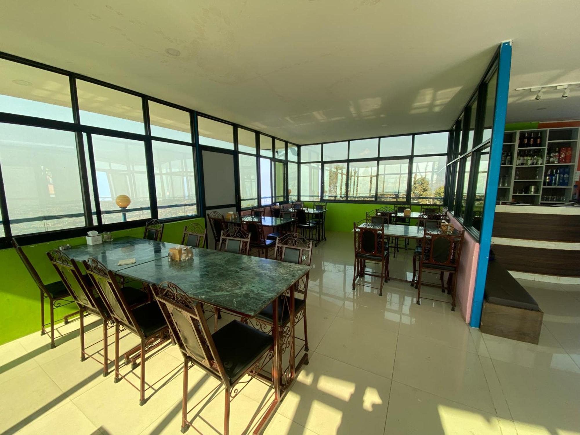 Chareli Resort Nagarkot Kültér fotó