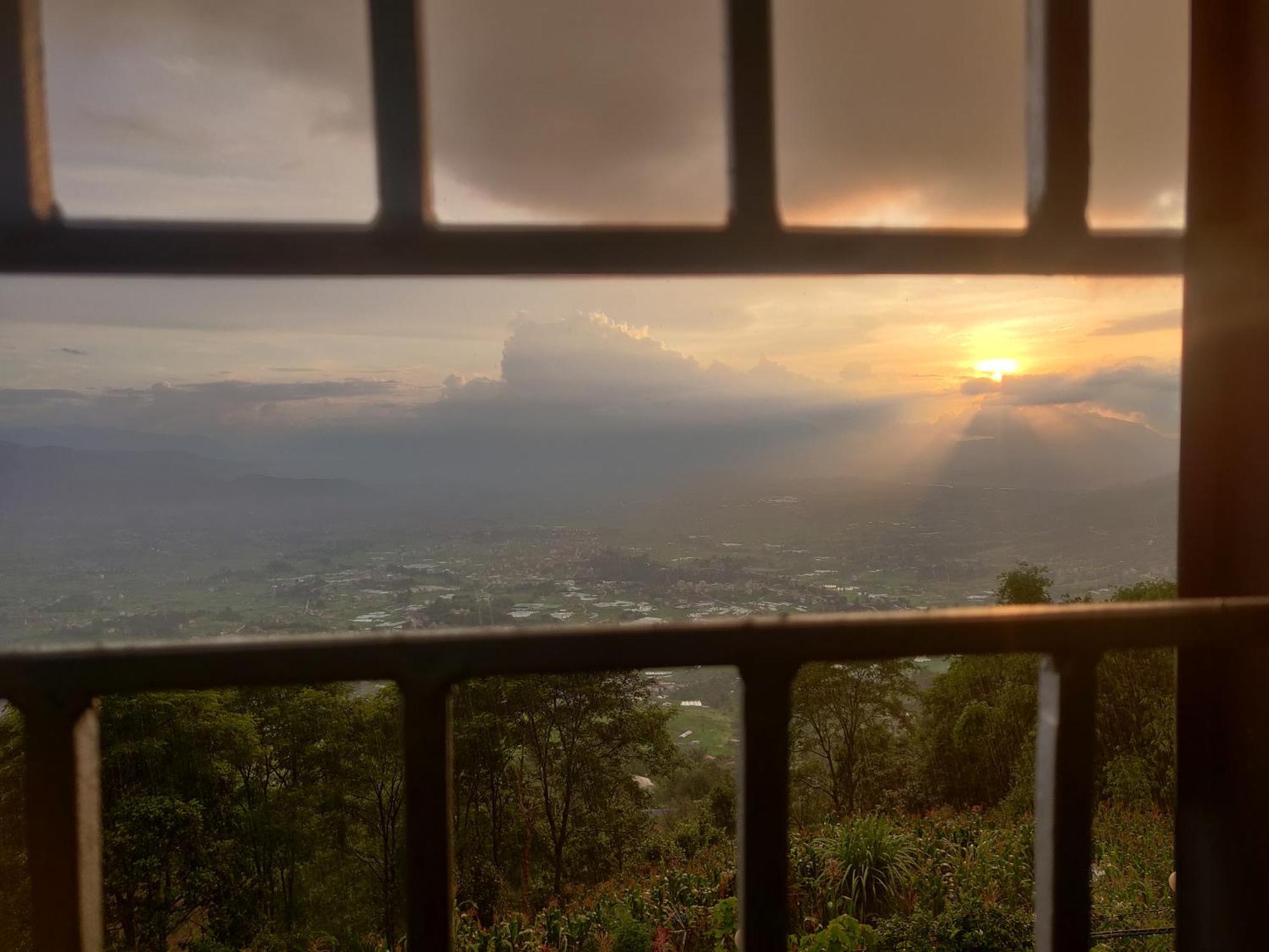 Chareli Resort Nagarkot Kültér fotó