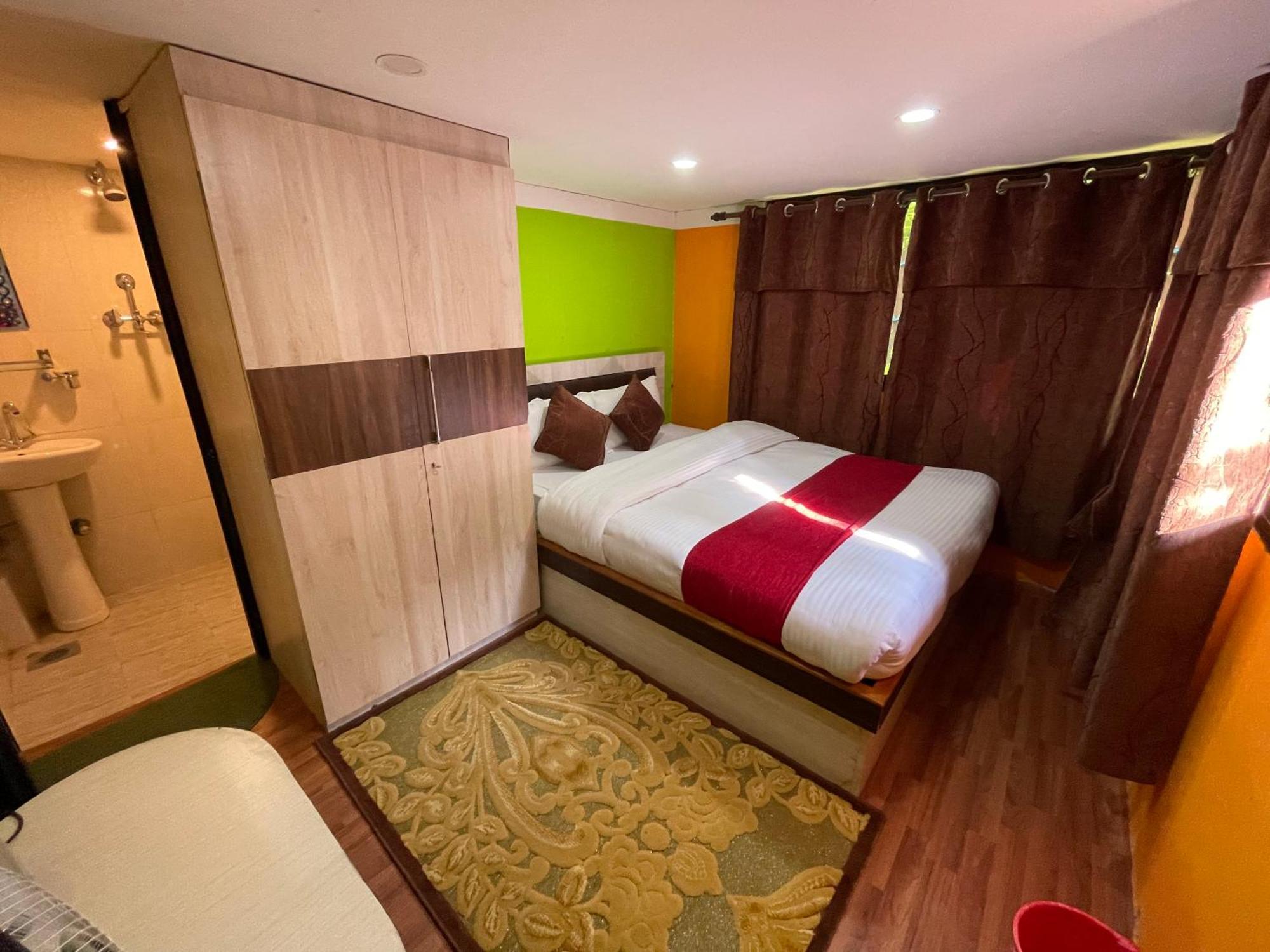 Chareli Resort Nagarkot Kültér fotó